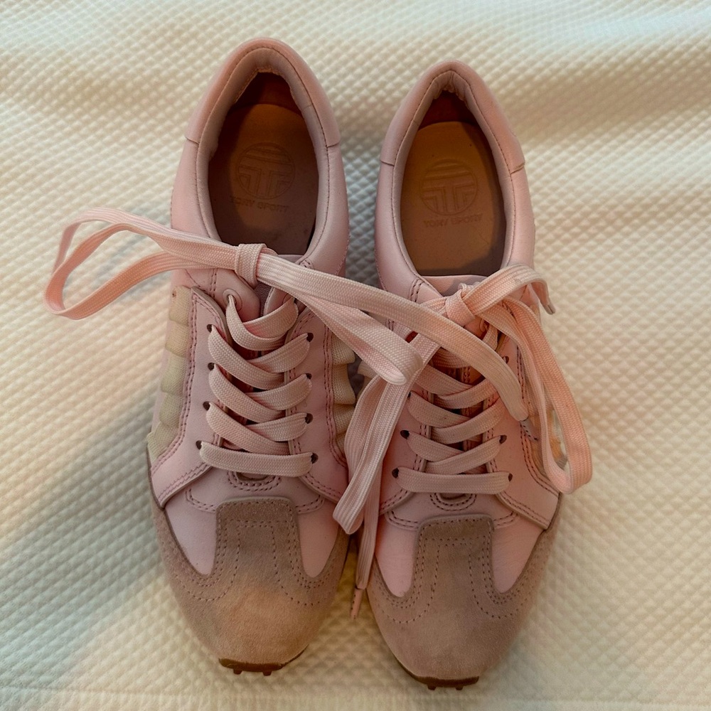Tory Burch pink golf shoes size 6.5.